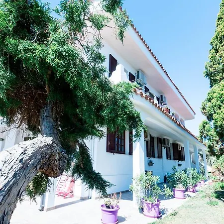 Spazioso Appartamento al Mare con Giardino Capoterra Esterno foto