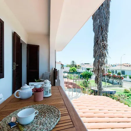 Spazioso Appartamento al Mare con Giardino Capoterra Esterno foto