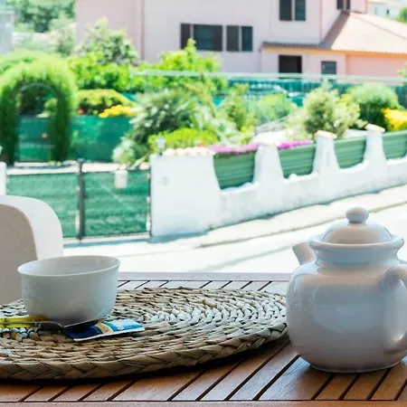 Spazioso Appartamento al Mare con Giardino Capoterra Esterno foto