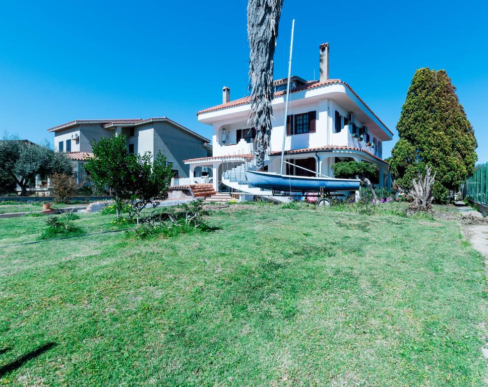 Spazioso Al Mare Con Giardino T0520 Holiday home