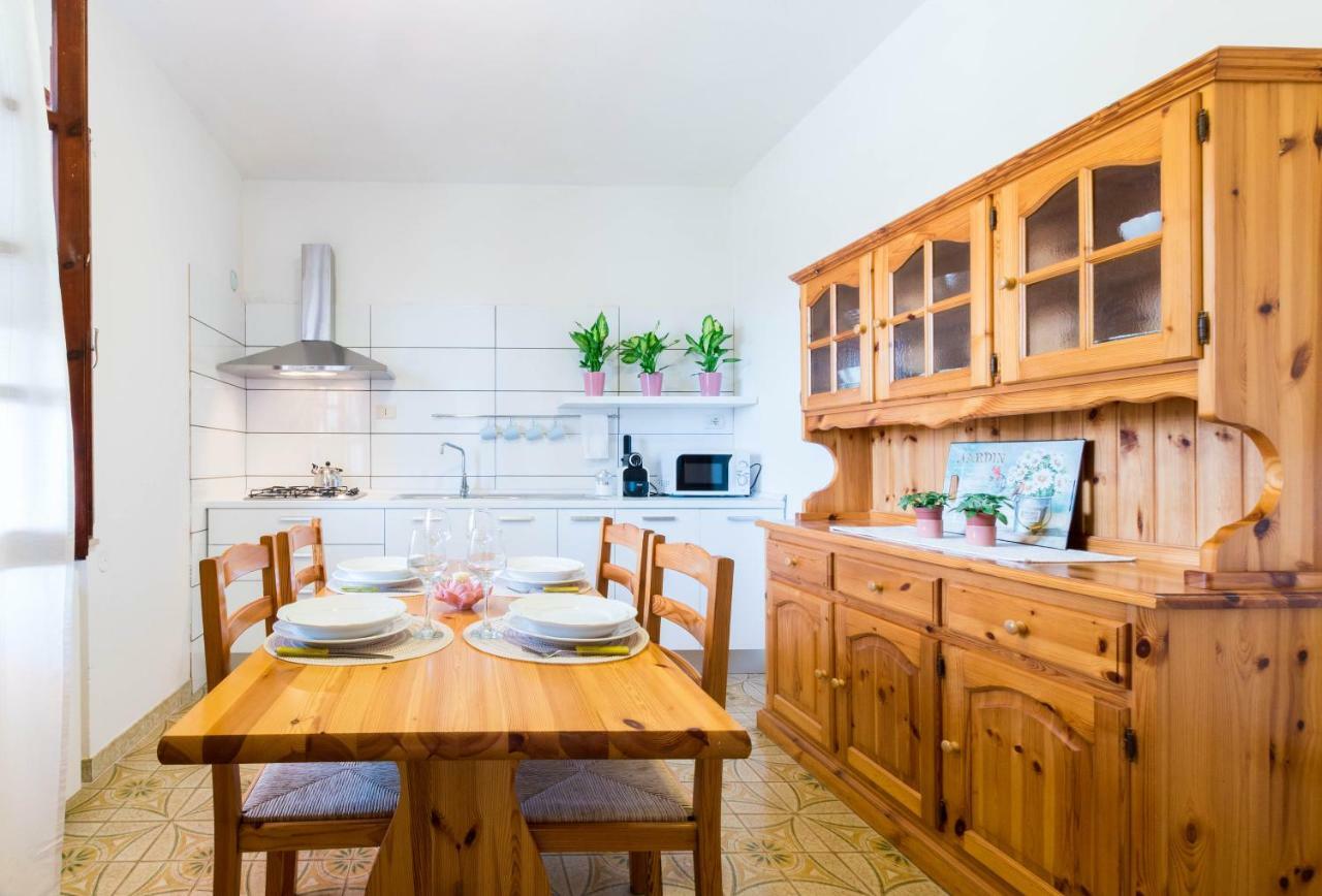 Spazioso Al Mare Con Giardino T0520 Holiday home